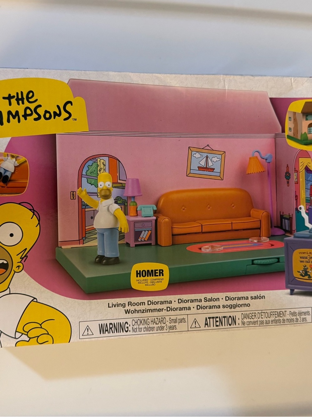 The Simpsons Homer Living Room Diorama - Pink